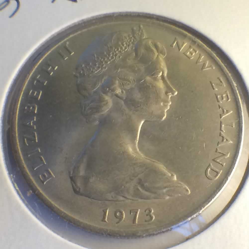 New Zealand 1973  20 Cents Kiwi Coin ( 20C ) - Obverse